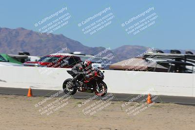 media/Oct-30-2022-CVMA (Sun) [[fb421c3cec]]/Race 8 Formula Lightweight Twins Shootout/